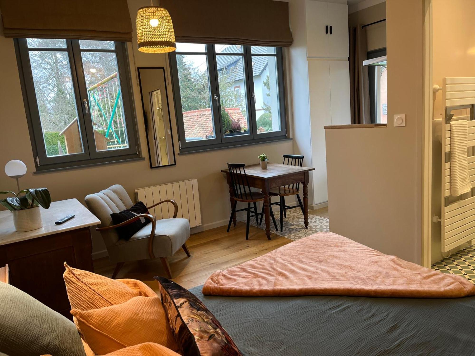 Studio De Charme Avec Terrasse Privee, Jardin Partage Bouxwiller  Екстериор снимка